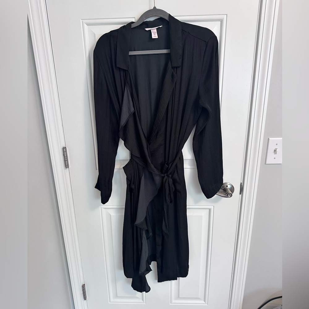 Black Victoria secret silk robe L